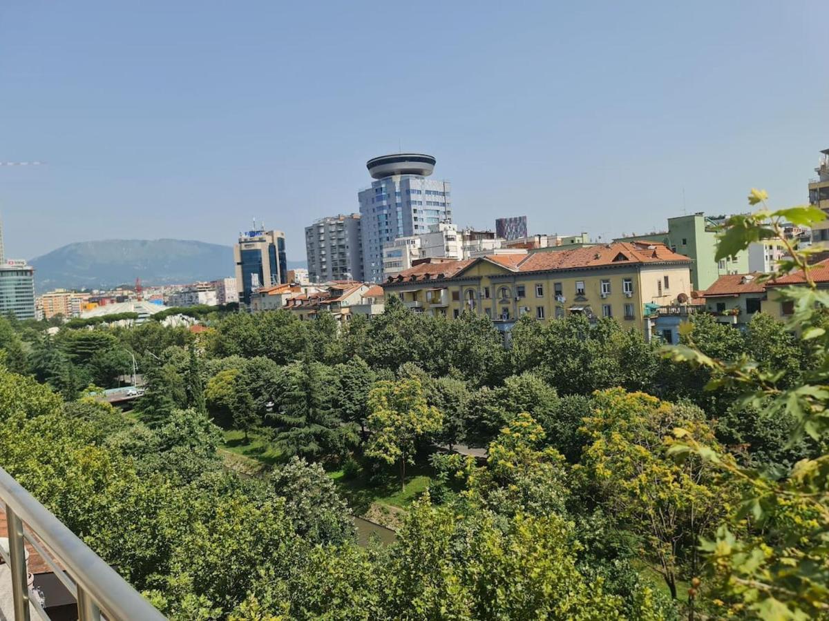Penthahouse Shallvare Tirana Zewnętrze zdjęcie